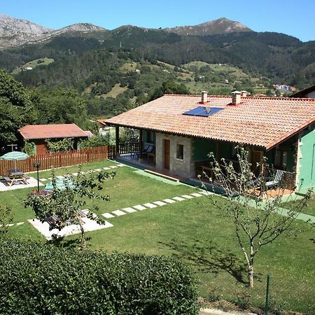 Coviellador Cangas De Onisゲストハウス エクステリア 写真
