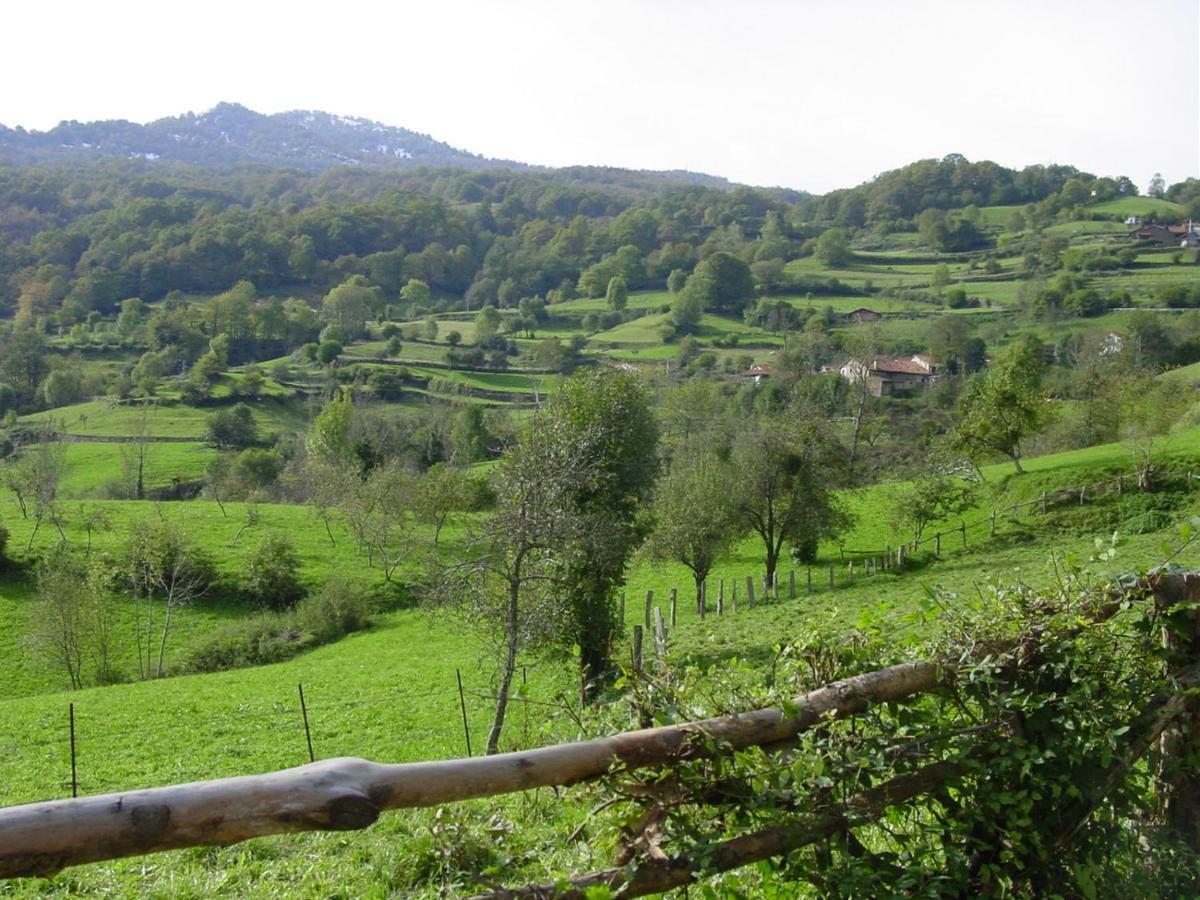 Coviellador Cangas De Onisゲストハウス エクステリア 写真
